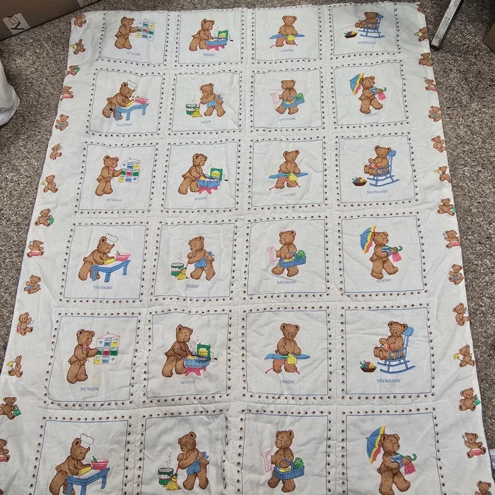 Vintage‎ Days of the Week Teddy Bear Quilted Baby Blanket Blue White 47x39